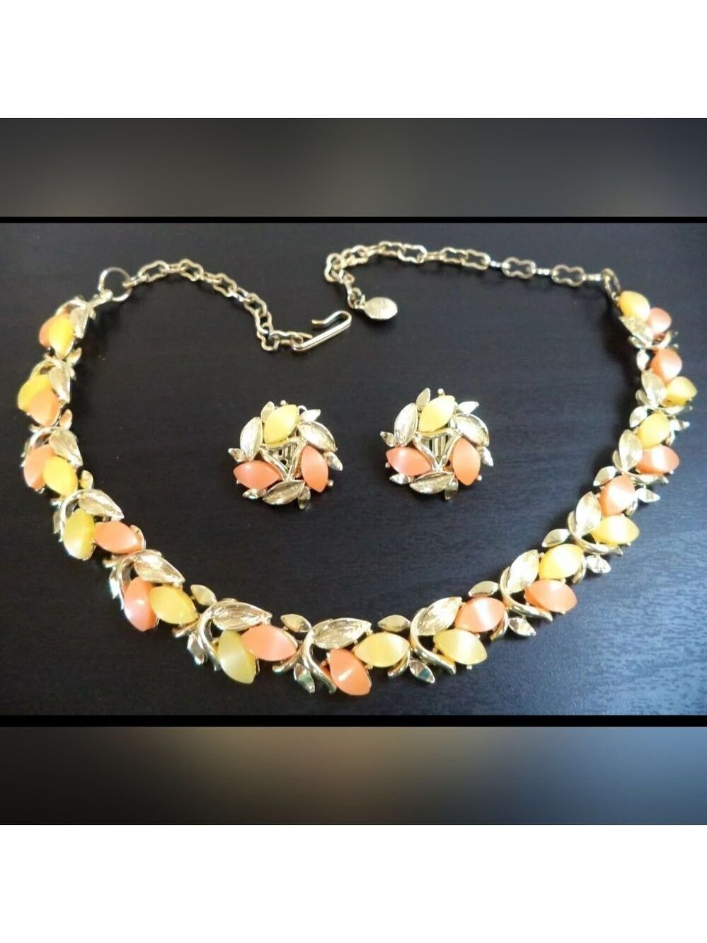 VINTAGE  CORO OR LISNER THERMOSET EARRING 17" NECKLACE SET